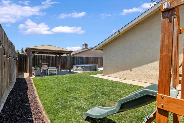 1342 7th St, Ripon, CA 95366