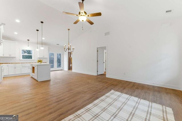 53 Clinic Road, Tate, GA 30177