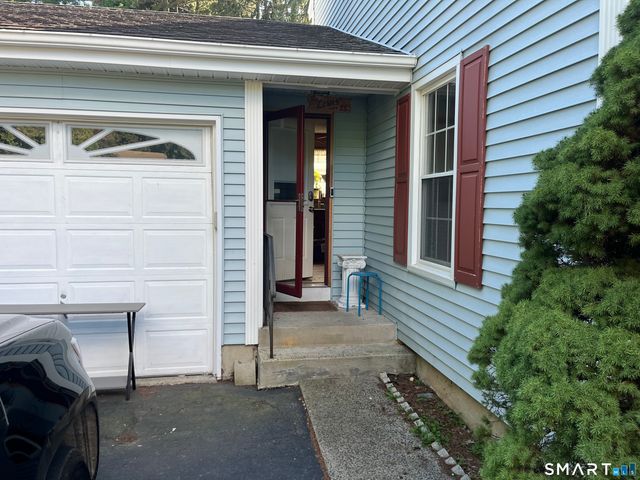 25 Margaret Drive, South Windsor, CT 06074