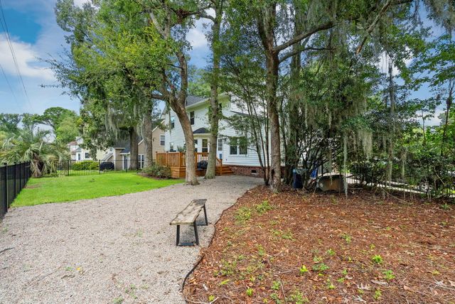 1 Oatly Circle, Charleston, SC 29414
