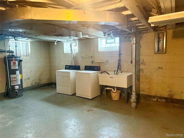 15180 Colson Street, Dearborn, MI 48126