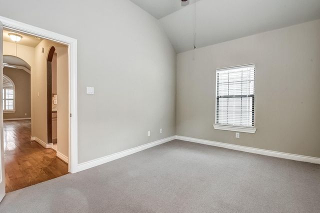 2905 Clinton Drive, Houston, TX 77020