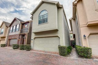 2905 Clinton Drive, Houston, TX 77020