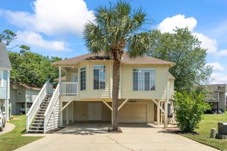 914 Dock Pl., Murrells Inlet, SC 29576