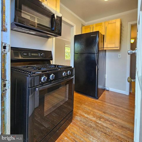 2214 ARLINGTON TER, Alexandria, VA 22303