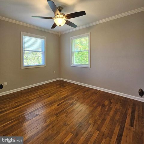2214 ARLINGTON TER, Alexandria, VA 22303