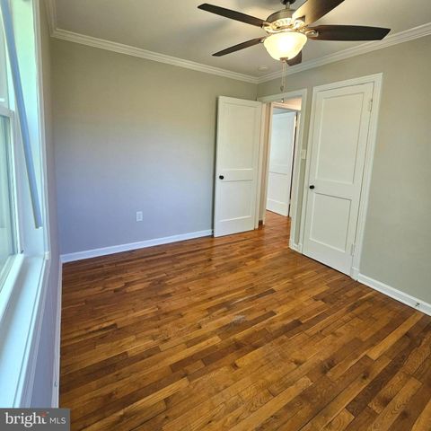 2214 ARLINGTON TER, Alexandria, VA 22303