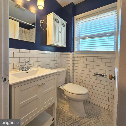 2214 ARLINGTON TER, Alexandria, VA 22303