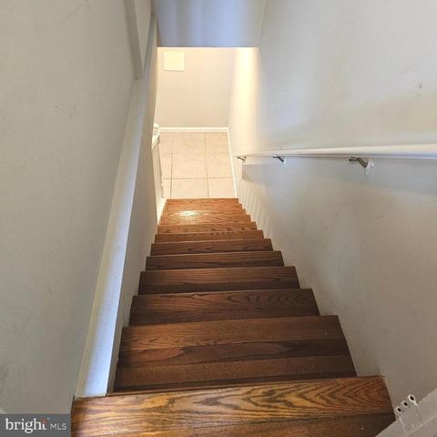 2214 ARLINGTON TER, Alexandria, VA 22303