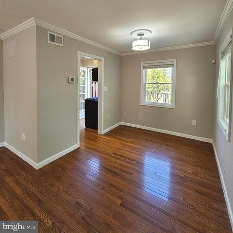 2214 ARLINGTON TER, Alexandria, VA 22303