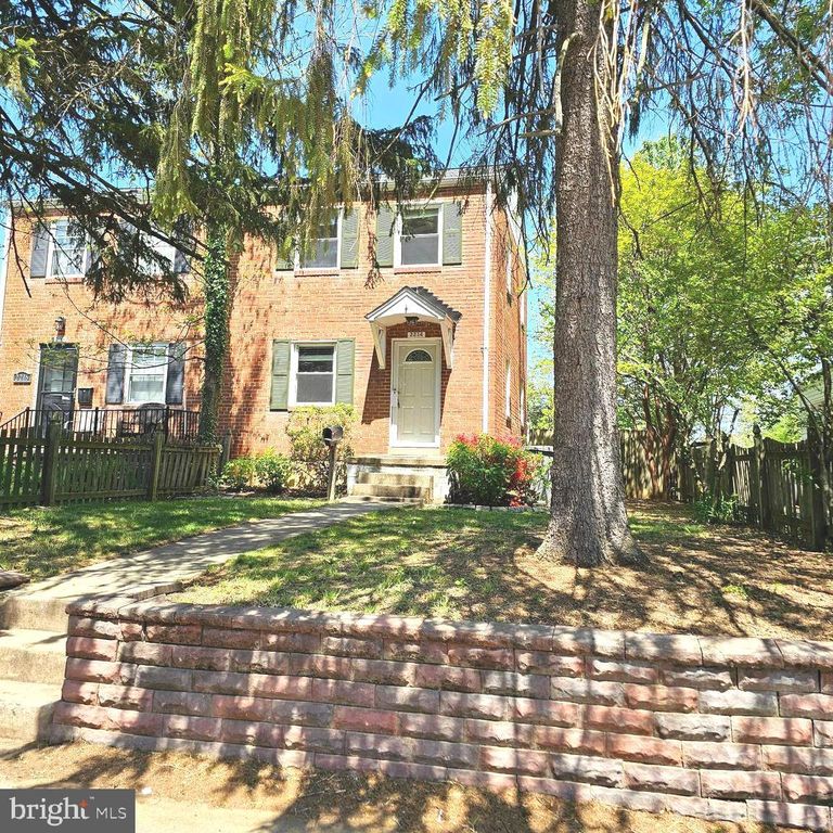 2214 ARLINGTON TER, Alexandria, VA 22303