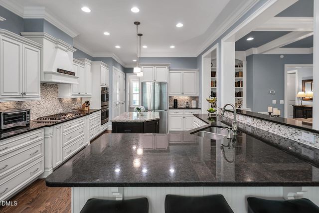 9208 Concord Hill Court, Raleigh, NC 27613