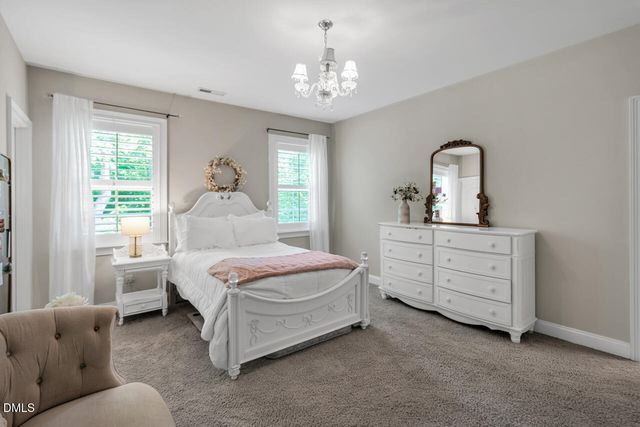 9208 Concord Hill Court, Raleigh, NC 27613