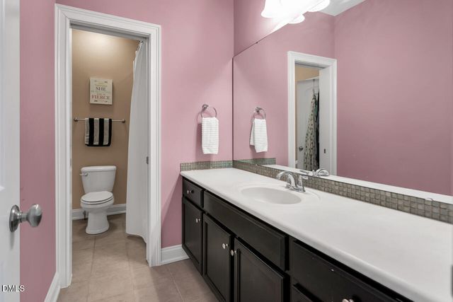 9208 Concord Hill Court, Raleigh, NC 27613