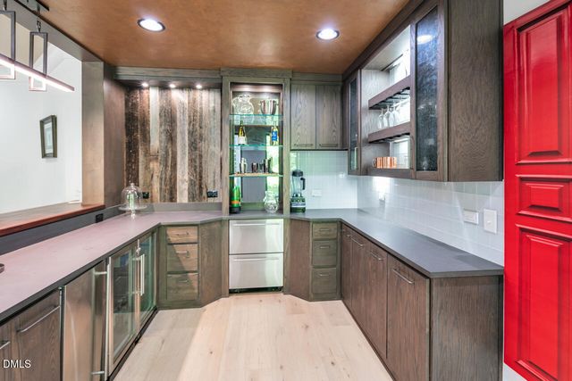 9208 Concord Hill Court, Raleigh, NC 27613