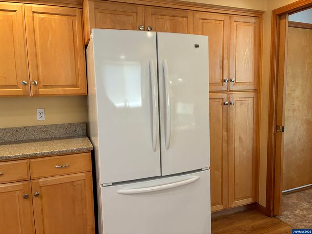 5334 Summerlake St SE, Salem, OR 97306