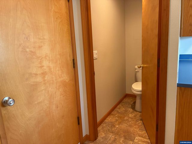 5334 Summerlake St SE, Salem, OR 97306