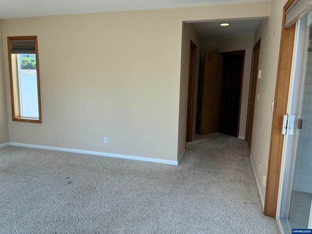 5334 Summerlake St SE, Salem, OR 97306