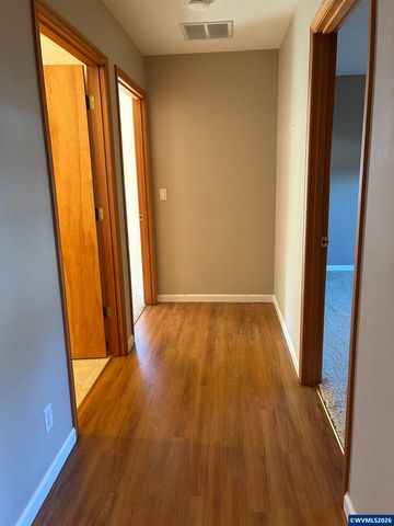 5334 Summerlake St SE, Salem, OR 97306