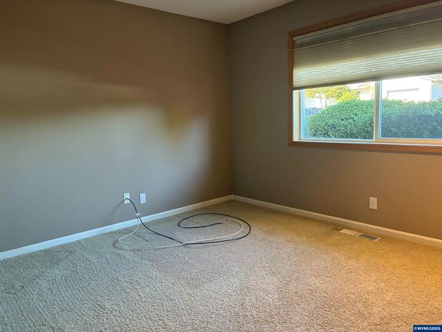 5334 Summerlake St SE, Salem, OR 97306
