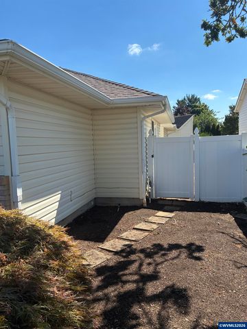 5334 Summerlake St SE, Salem, OR 97306