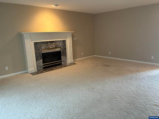 5334 Summerlake St SE, Salem, OR 97306