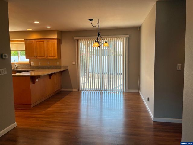 5334 Summerlake St SE, Salem, OR 97306