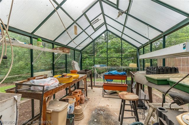 1306 Hidden Valley Street, Van Buren, AR 72956