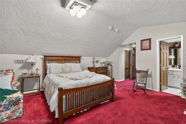 1306 Hidden Valley Street, Van Buren, AR 72956
