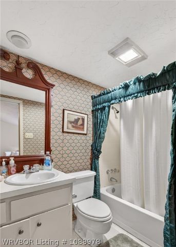 1306 Hidden Valley Street, Van Buren, AR 72956