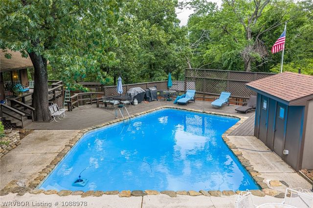 1306 Hidden Valley Street, Van Buren, AR 72956