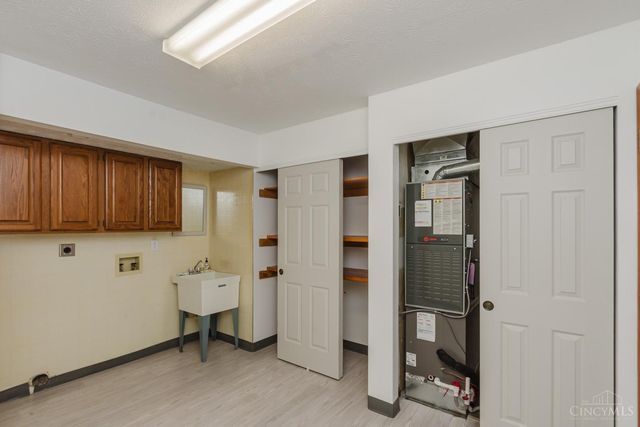 430 Craftsbury Court, Kettering, OH 45440