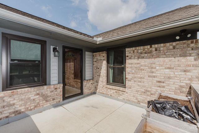 430 Craftsbury Court, Kettering, OH 45440