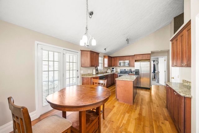 2213 Riverway Dr, Old Hickory, TN 37138