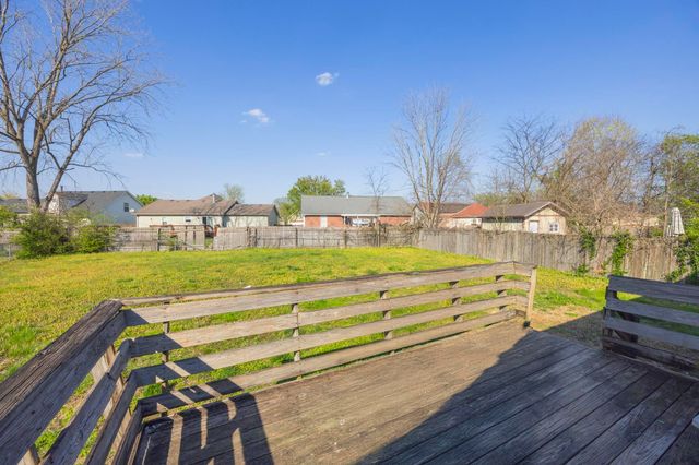 2213 Riverway Dr, Old Hickory, TN 37138