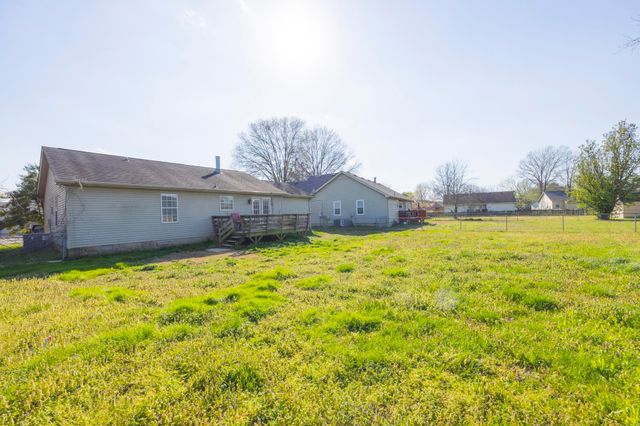 2213 Riverway Dr, Old Hickory, TN 37138