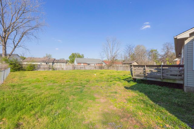 2213 Riverway Dr, Old Hickory, TN 37138