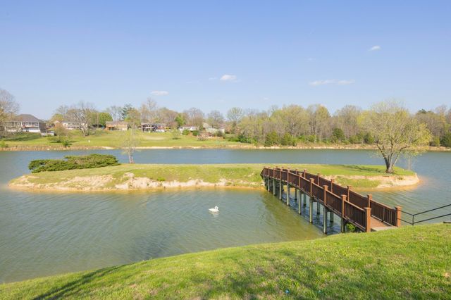 2213 Riverway Dr, Old Hickory, TN 37138