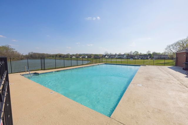 2213 Riverway Dr, Old Hickory, TN 37138