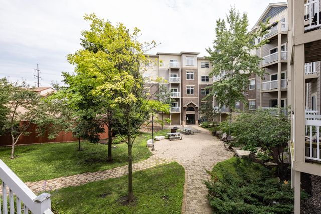 4824 E 53rd Street 503, Minneapolis, MN 55417