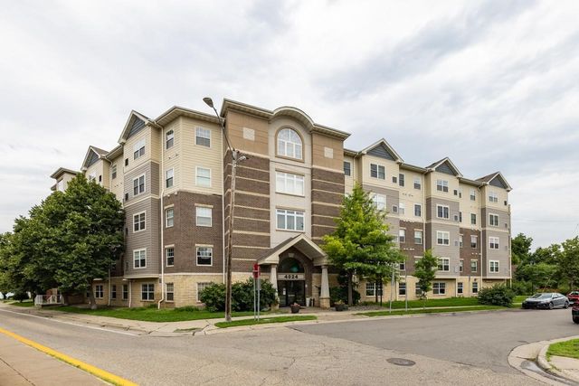 4824 E 53rd Street 503, Minneapolis, MN 55417
