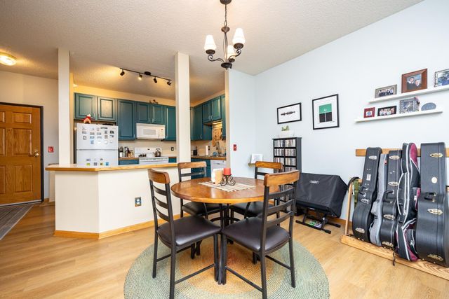 4824 E 53rd Street 503, Minneapolis, MN 55417