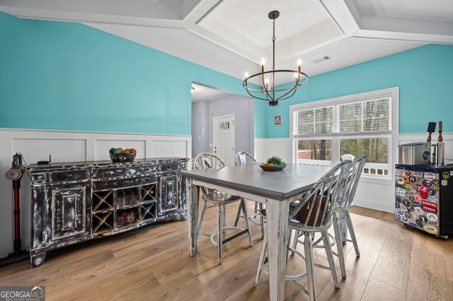 130 Canyon Lake Drive, Moreland, GA 30259