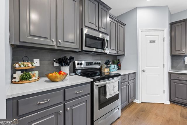 130 Canyon Lake Drive, Moreland, GA 30259