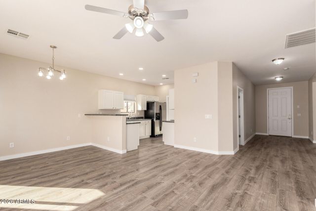 2101 S MERIDIAN Road 204, Apache Junction, AZ 85120