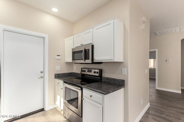 2101 S MERIDIAN Road 204, Apache Junction, AZ 85120