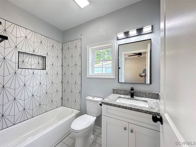 320 Brown Ave, Hopewell, VA 23860