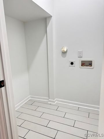 320 Brown Ave, Hopewell, VA 23860
