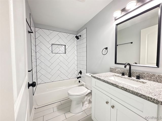 320 Brown Ave, Hopewell, VA 23860