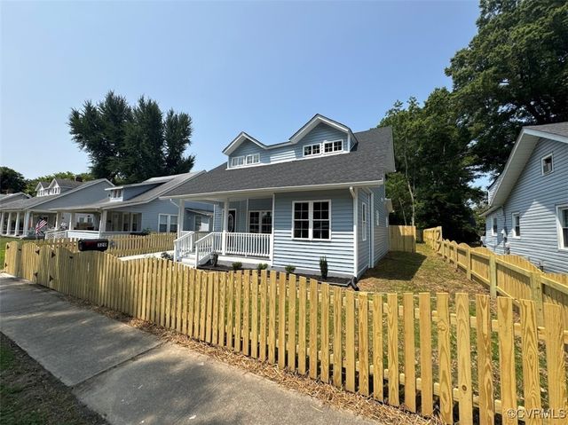 320 Brown Ave, Hopewell, VA 23860